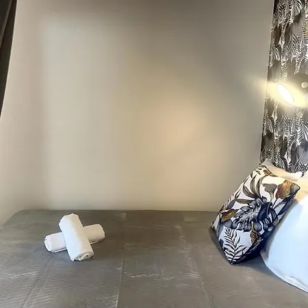 Cap Porquerolles בית הארחה 3*